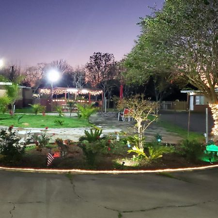 Gulf Crest Motel ฟรีพอร์ต ภายนอก รูปภาพ